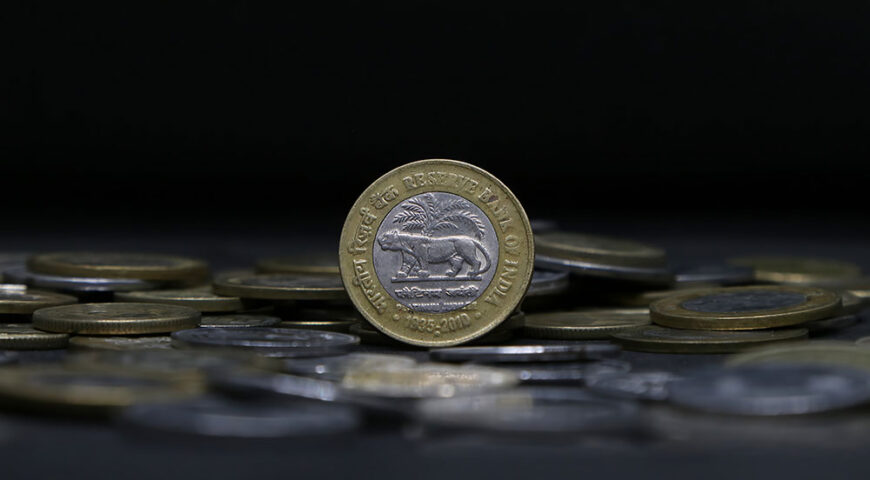 RBI pulls out all stops to defend the Rupee