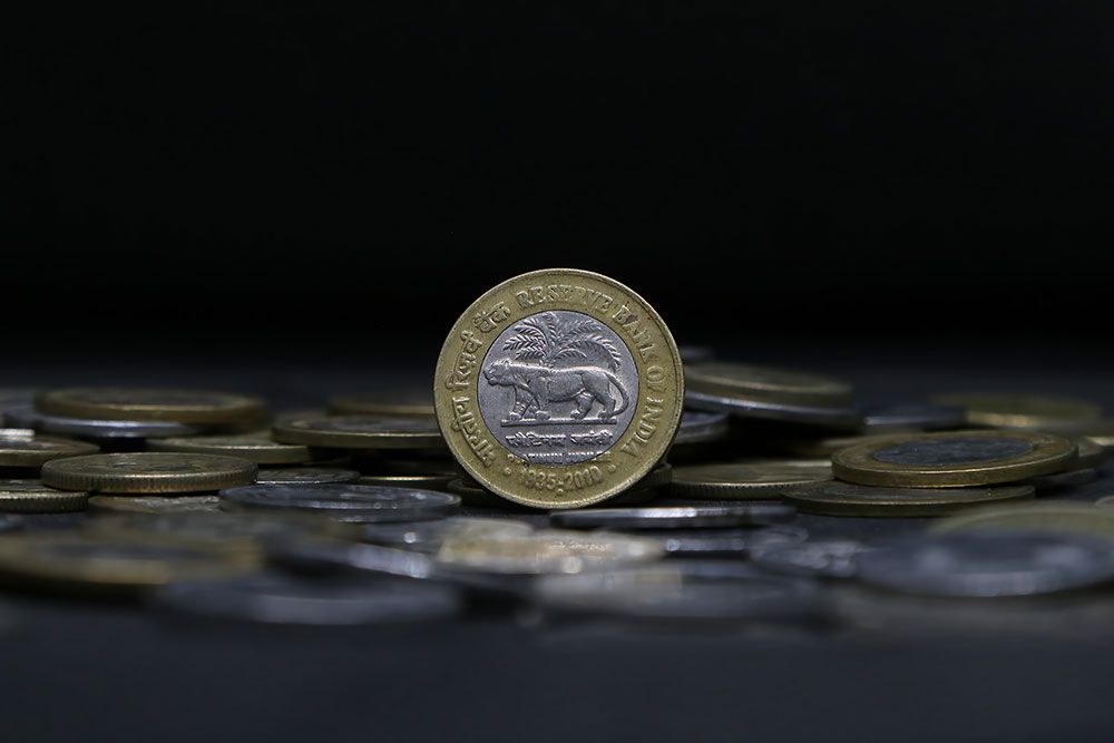 RBI pulls out all stops to defend the Rupee